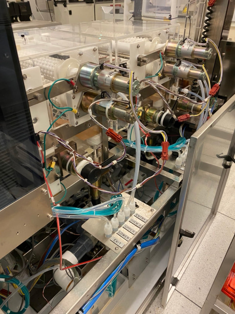 Ontrak DSS 200 Post CMP Scrubber (Chemical Mechanical Polisher)