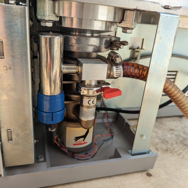 Agilent 6890 GC (Gas Chromatography)