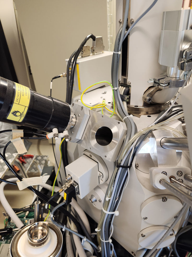 Thermo Fisher Scientific / FEI Quanta 200 3 D FIB-SEM (Focused Ion Beam - Scanning Electron Microscope)