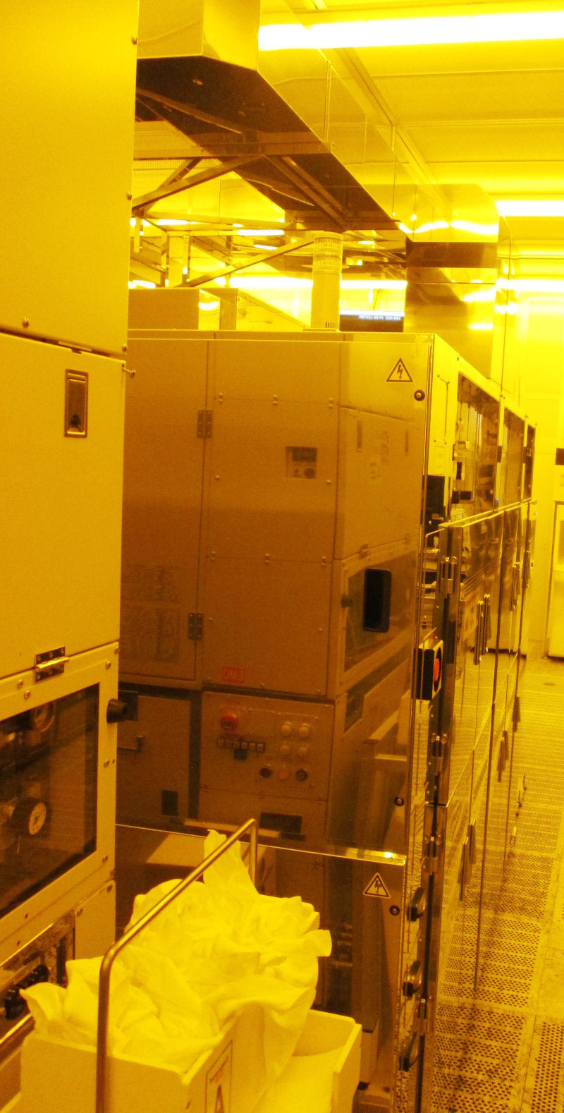 Tel Act 12 DUV Photoresist Coater / Developer Track (Deep Ultraviolet)