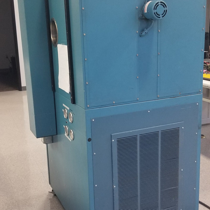 Thermotron S 8 C Temperature Chamber