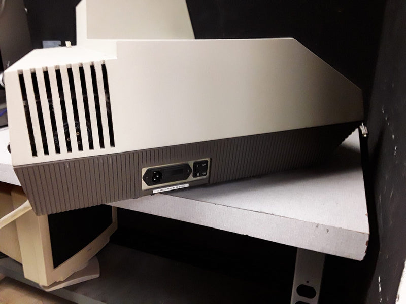 Perkin Elmer 1600 Spectrometer