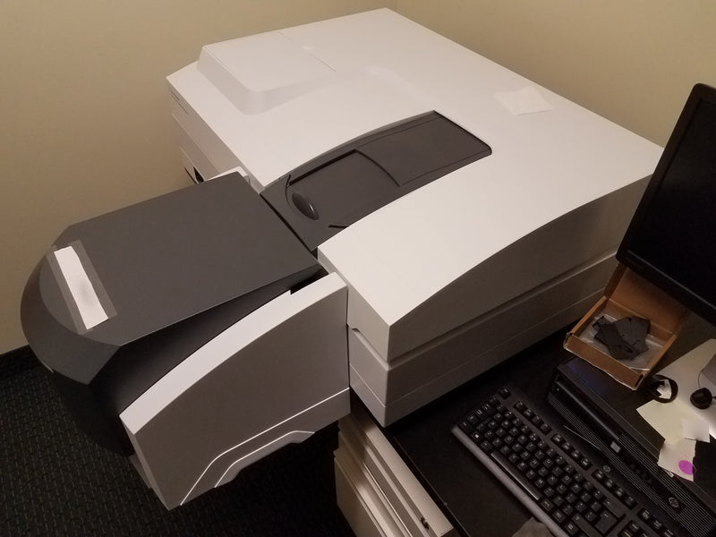 Agilent / Varian Cary 7000