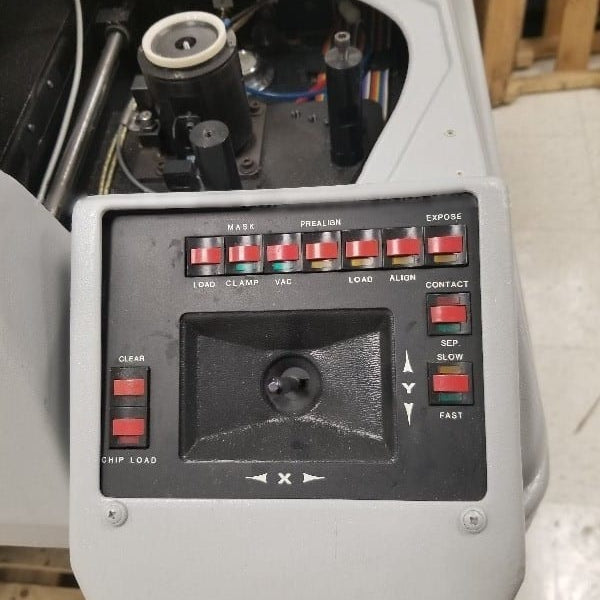 Quintel i 6000 Ultra-Line Mask Aligner