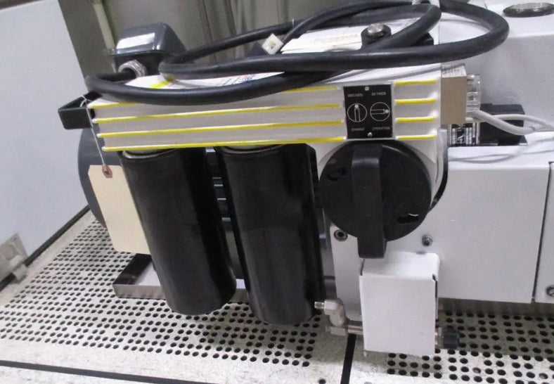 Oxford Plasmalab 100 RIE (Reactive Ion Etcher)