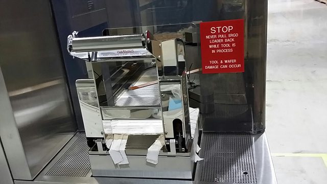 KLA AIT 8020 Particle Review