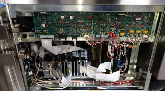 KLA Surfscan 7700 Particle Defect System