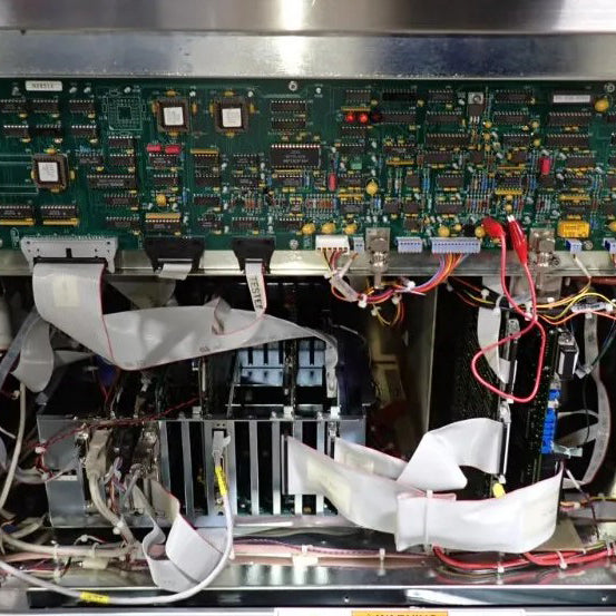 KLA Surfscan 7700 Particle Defect System