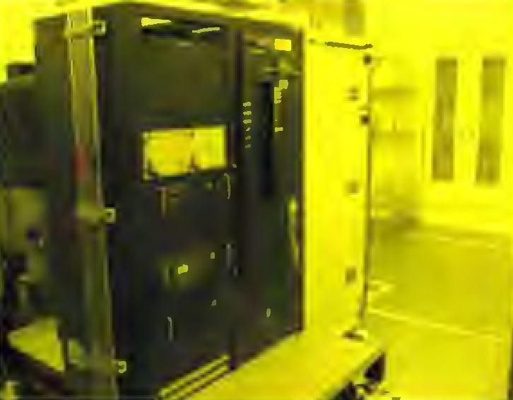 Applied Materials AKT 1600 PECVD (Plasma-Enhanced Chemical Vapor Deposition)