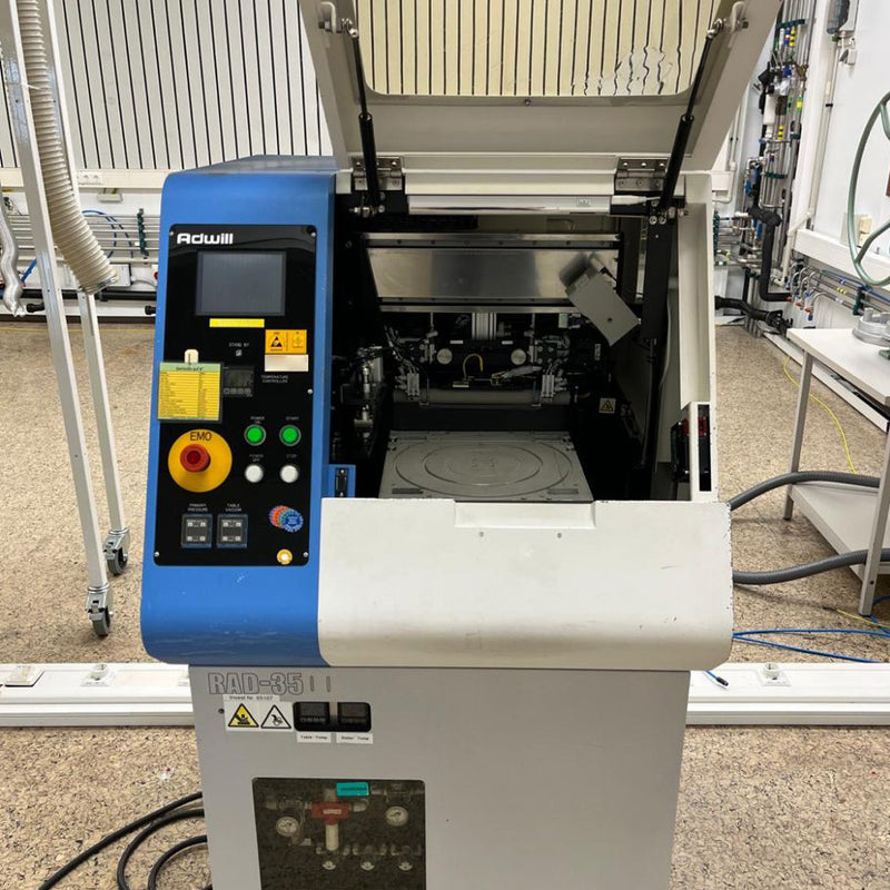 Lintec RAD 3500 M / 12 Wafer Mounter