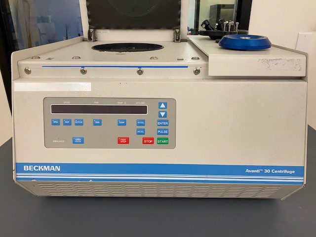 Beckman Avanti 30 Centrifuge