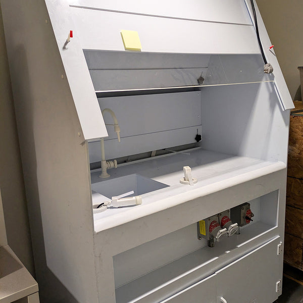 CleanAir Solutions Acid Bench