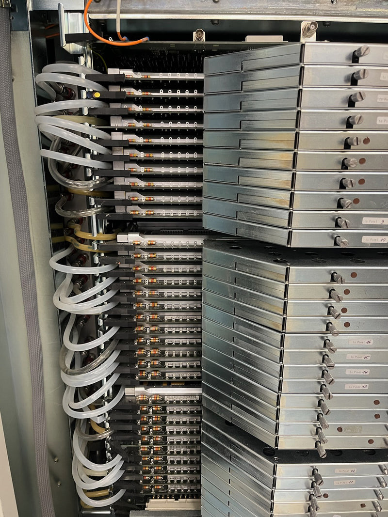 Advantest 83000 F 330 T Tester