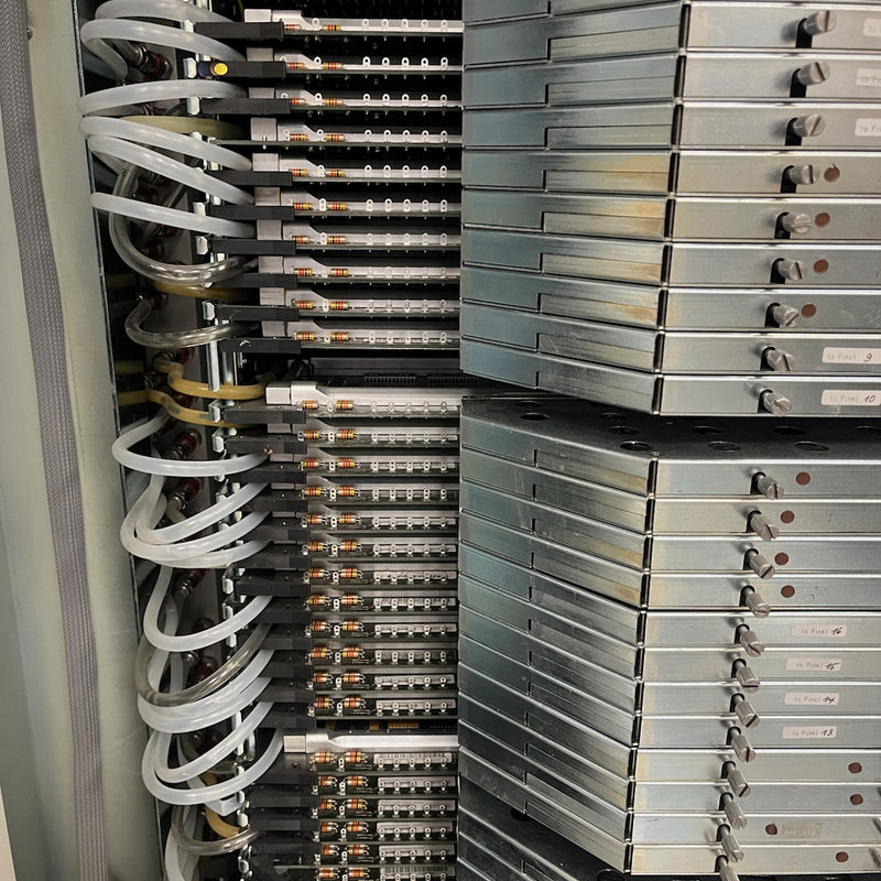 Advantest 83000 F 330 T Tester