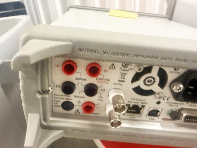 Agilent E 34411 A Power Supply