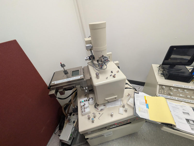 Amray 3600 FE-SEM (Field Emission Scanning Electron Microscope)