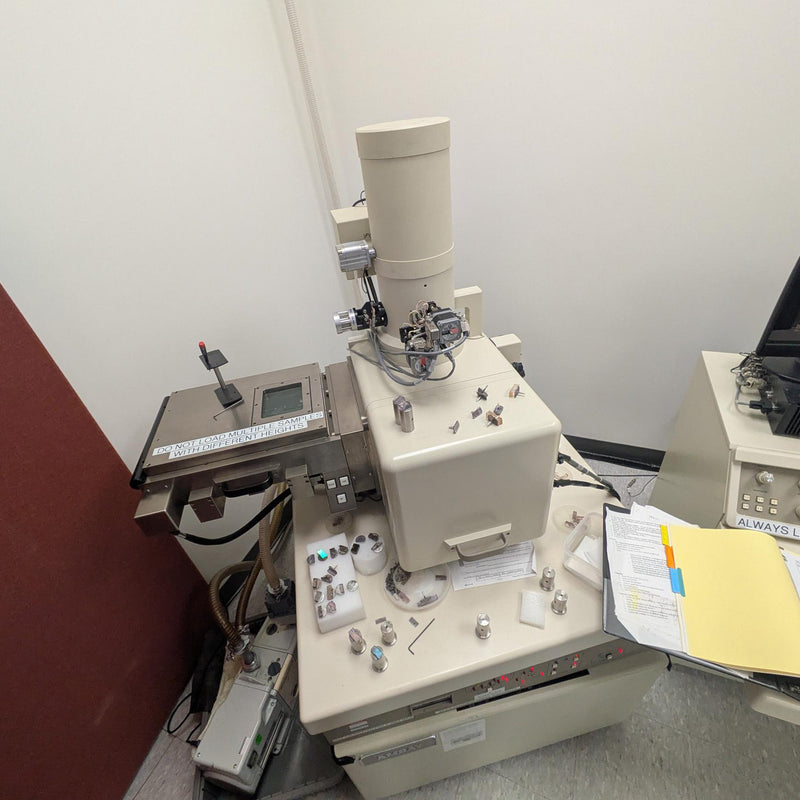 Amray 3600 FE-SEM (Field Emission Scanning Electron Microscope)
