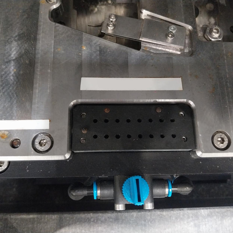 Hesse & Knipps (H&K) BJ 935 Heavy Wire Bonder