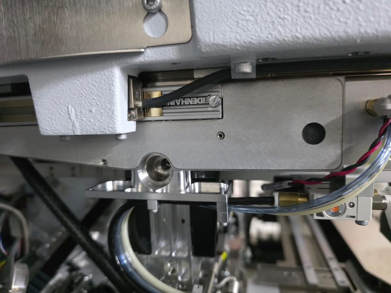 Besi / Esec 2100 FC hS Flip Chip Bonder
