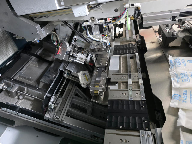 Besi / Esec 2100 FC hS Flip Chip Bonder