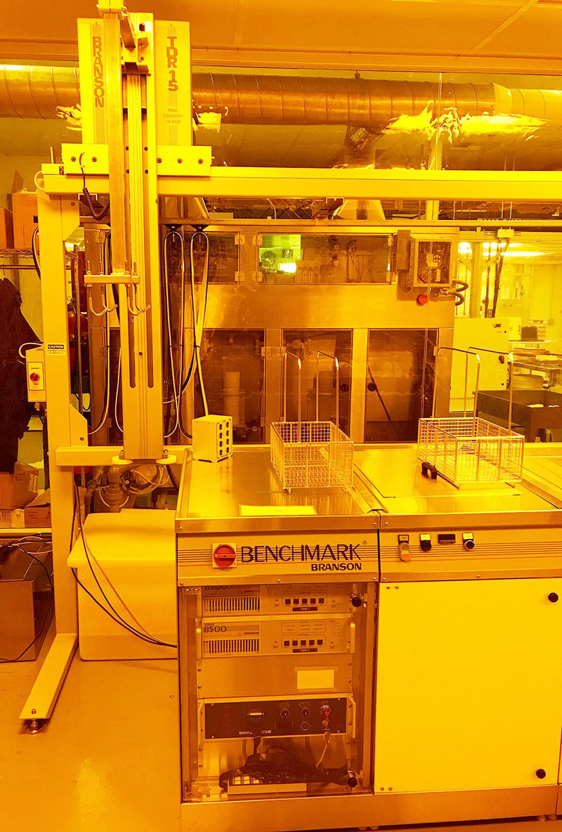 Branson 1216 Benchmark Ultrasonic Cleaner