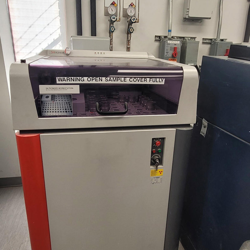 Bruker S 4 Pioneer XRF (X-ray Fluorescence)