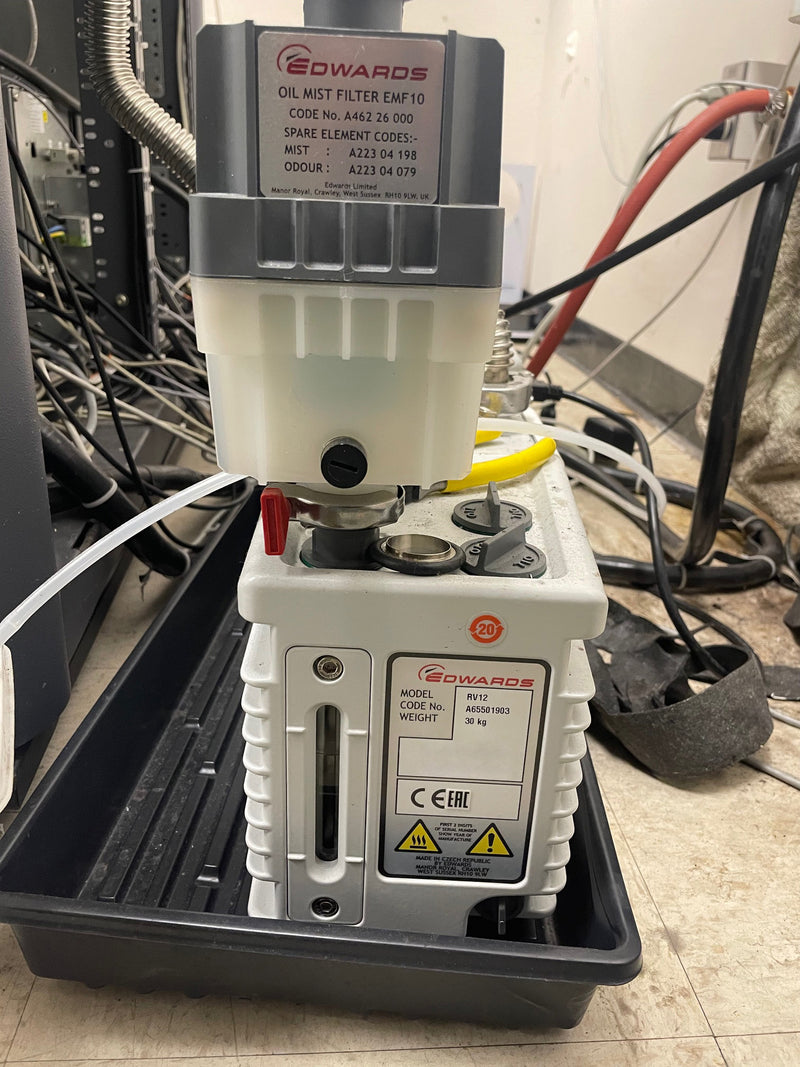Bruker D 8 Advance XRD (X-ray Diffractometer)