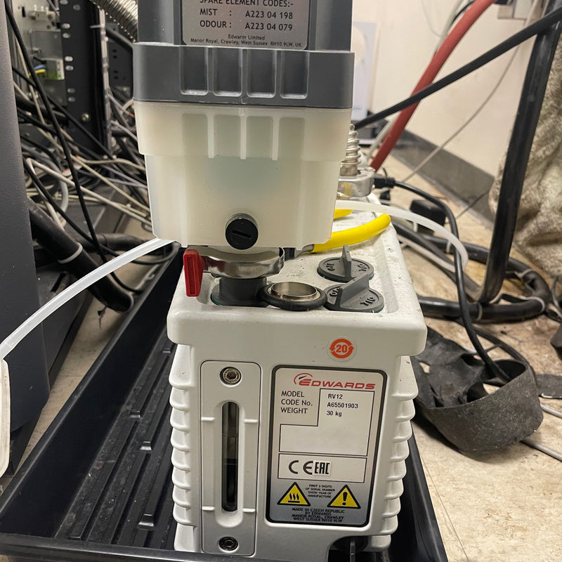Bruker D 8 Advance XRD (X-ray Diffractometer)