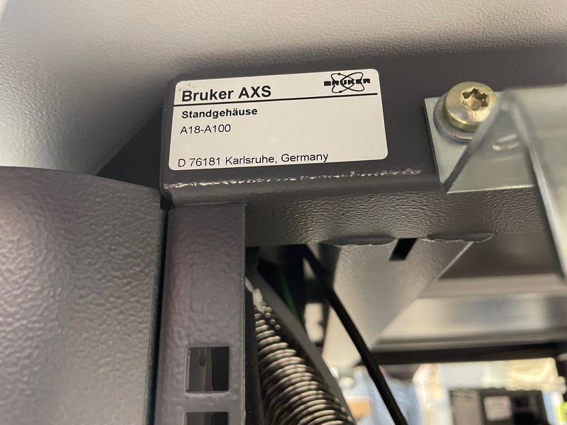 Bruker D 8 Advance XRD (X-ray Diffractometer)