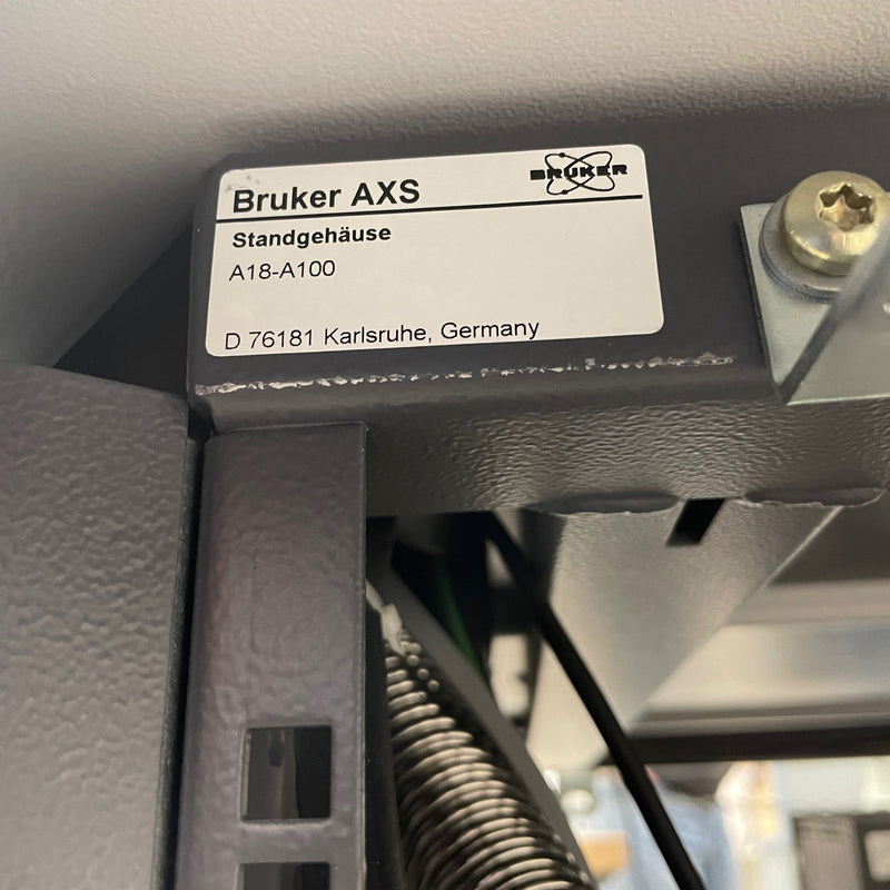Bruker D 8 Advance XRD (X-ray Diffractometer)