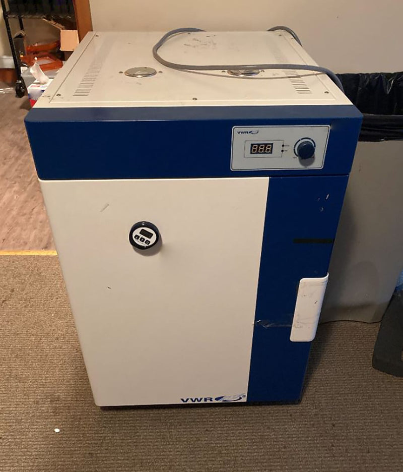 VWR Incubator