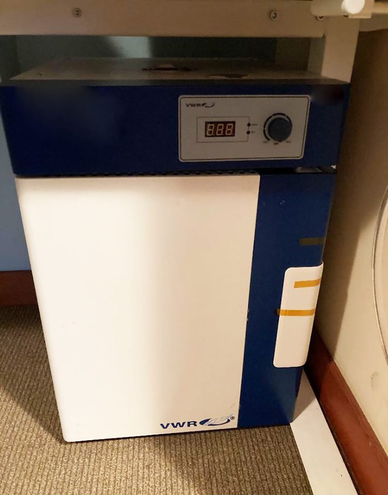 VWR Incubator