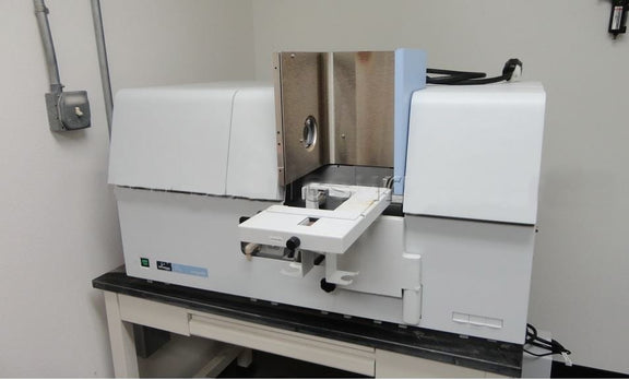 Perkin Elmer AAnalyst 800 Atomic Absorption Spectrometer