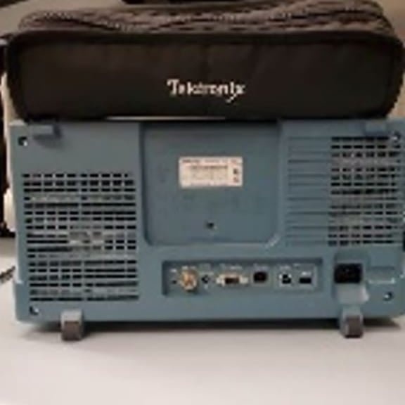 Tektronix DPO 3034 Portable Oscilloscope