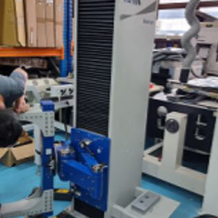 ESMO Ikarus Manipulator