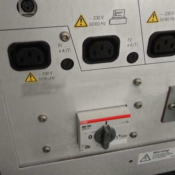 Perkin Elmer AAnalyst 800 Atomic Absorption Spectrometer