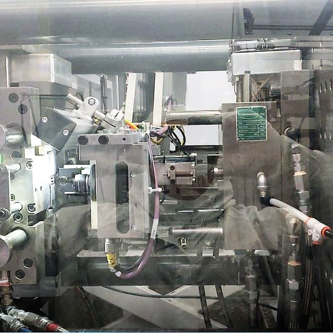 Nestal Elion 800-130 M Injection Molding Machine