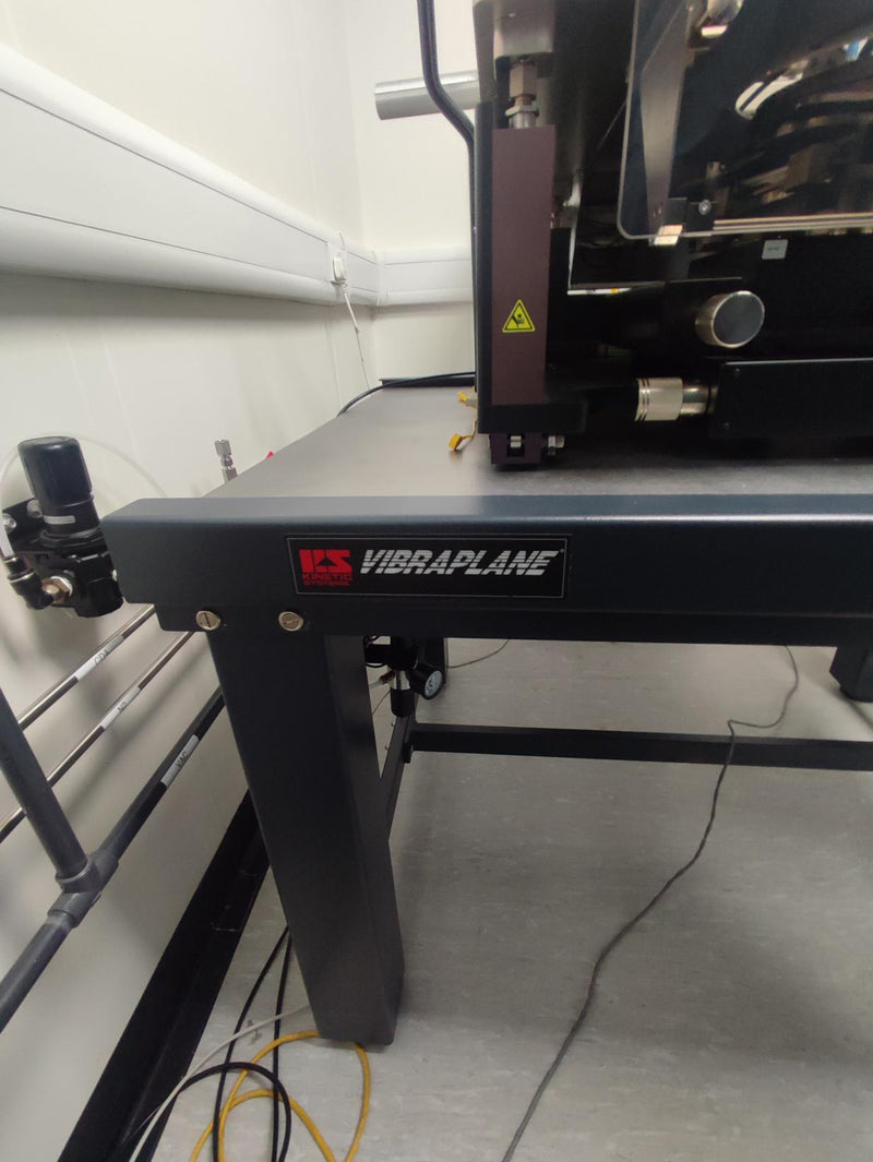 Cascade Microtech 11000 RF Probe Station