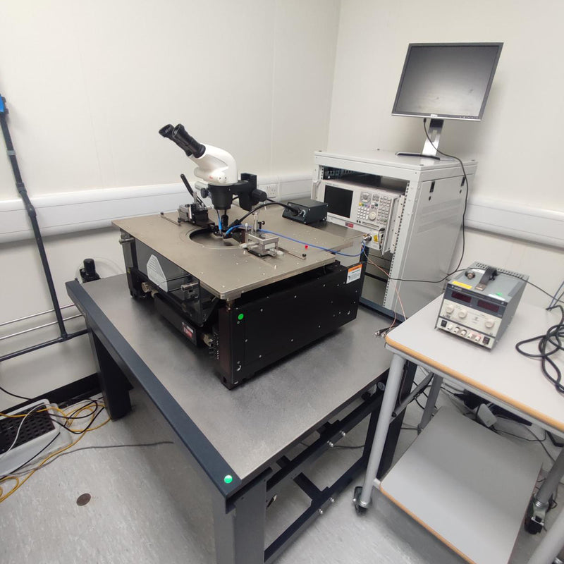 Cascade Microtech 11000 RF Probe Station