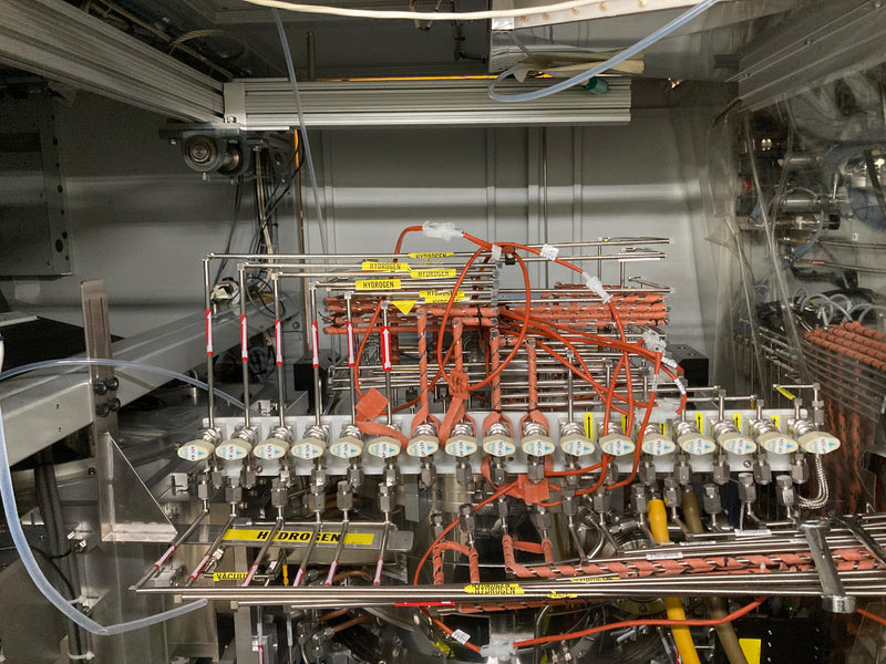 Veeco K 475 MOCVD (Metal Organic Chemical Vapor Deposition)