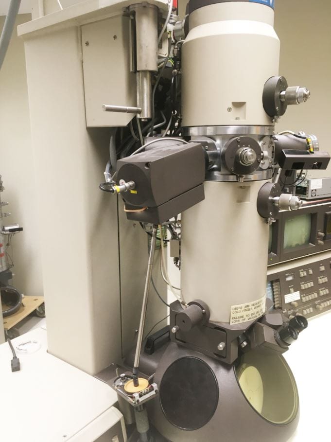 Philips CM 12 TEM (Transmission Electron Microscope)