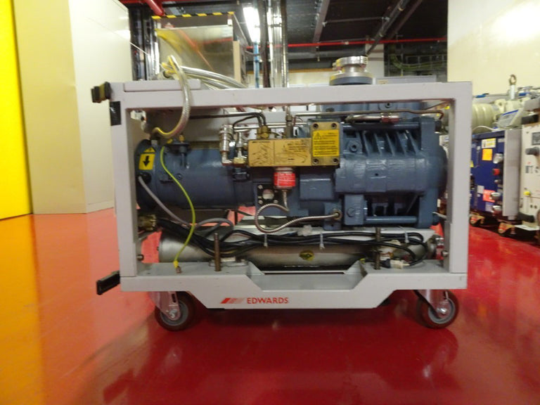 Edwards QDP 40 Pump