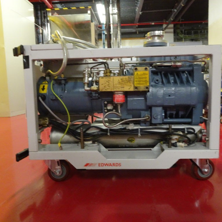 Edwards QDP 40 Pump