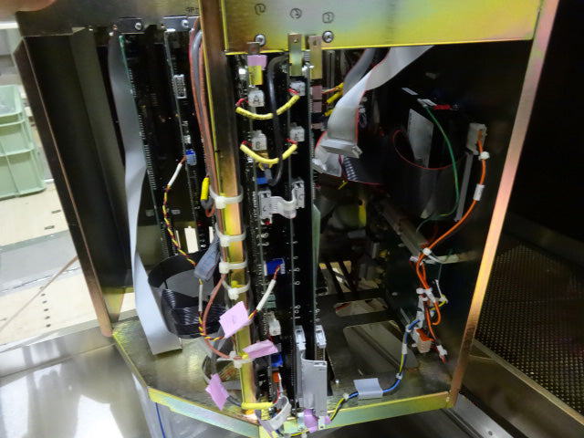 KLA Surfscan 6420 Particle Defect System