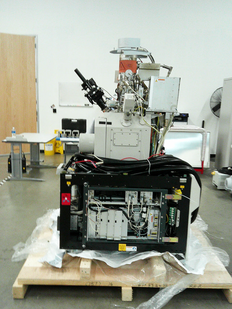 Thermo Fisher Scientific / FEI Helios NanoLab 600 I FIB-SEM (Focused Ion Beam - Scanning Electron Microscope)