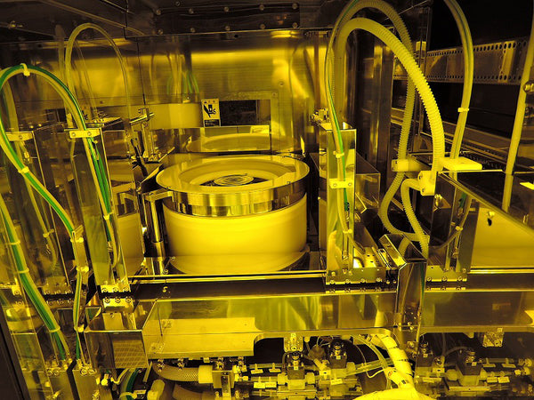 Tel Clean Track Act 8 Coater / Developer