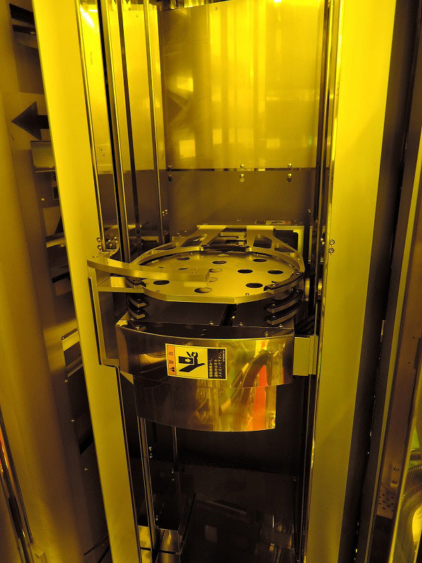 Tel Clean Track Act 8 Coater / Developer