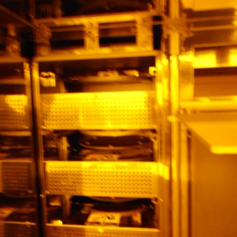 Tel Act 8 Coater / Developer