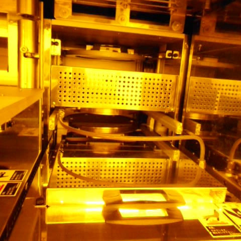 Tel Act 8 Coater / Developer