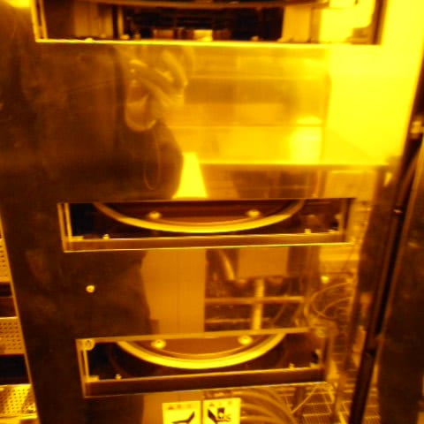 Tel Act 8 Coater / Developer